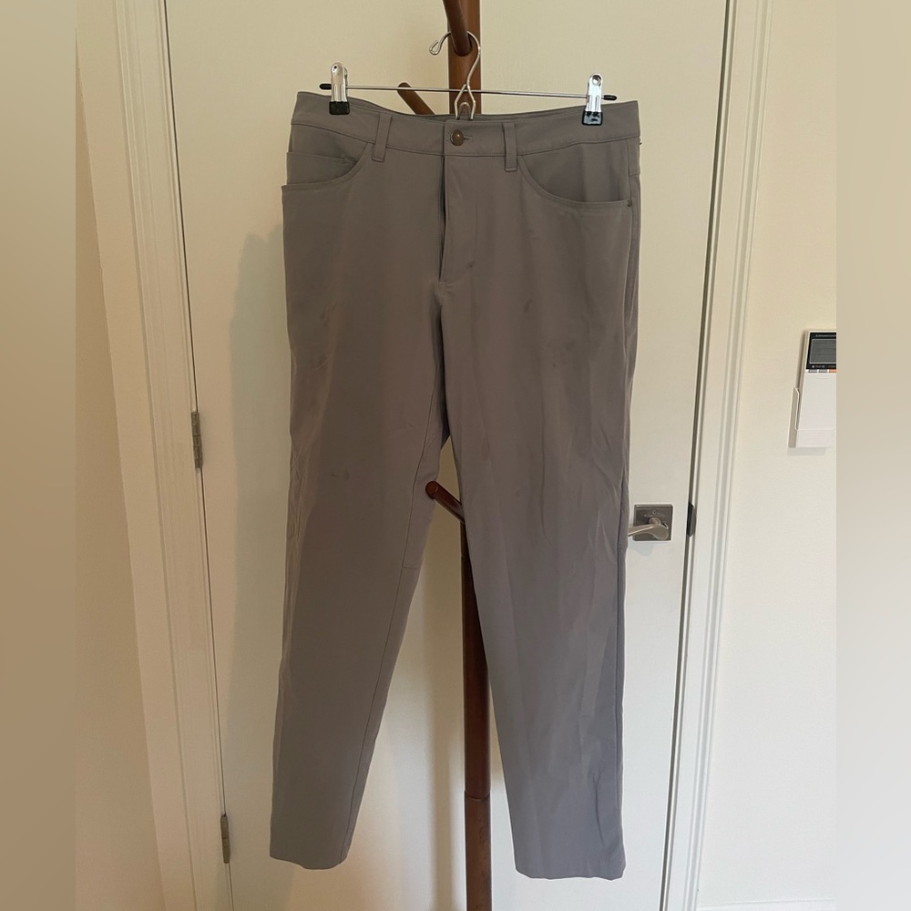 Lululemon grey abc trousers size 33